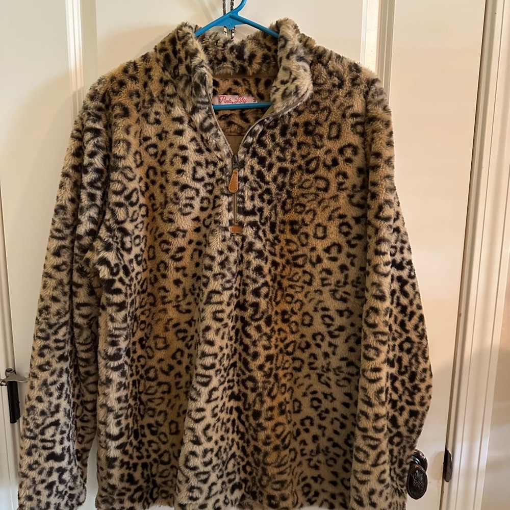 PINK LILLY…woman’s faux fur Leopard Print Fleece Jacket